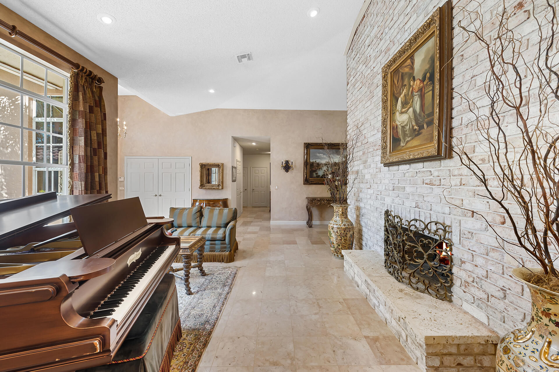 18252 Daybreak Drive Boca Raton, FL 33496 - Photo 10 of 45 Living Area