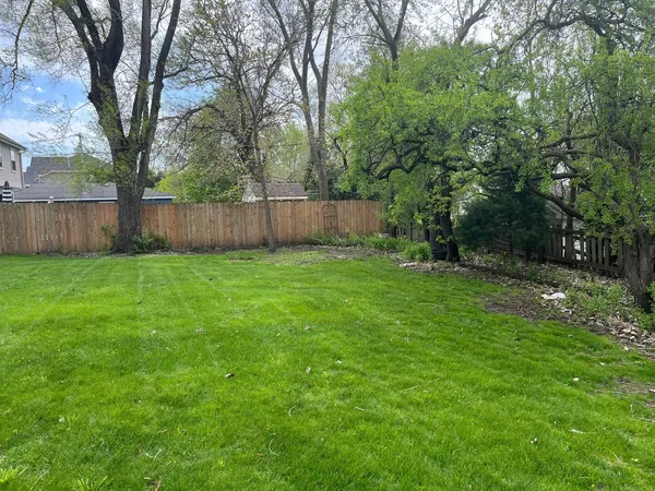 $699,900 | 1914 Howard Street, Wheaton, IL 60187