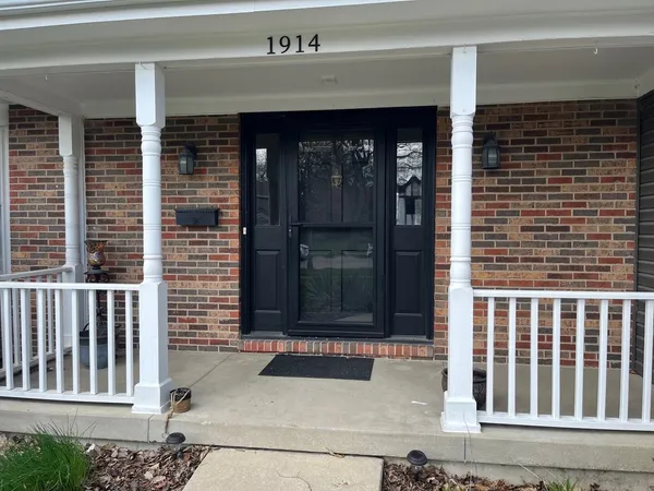$699,900 | 1914 Howard Street, Wheaton, IL 60187