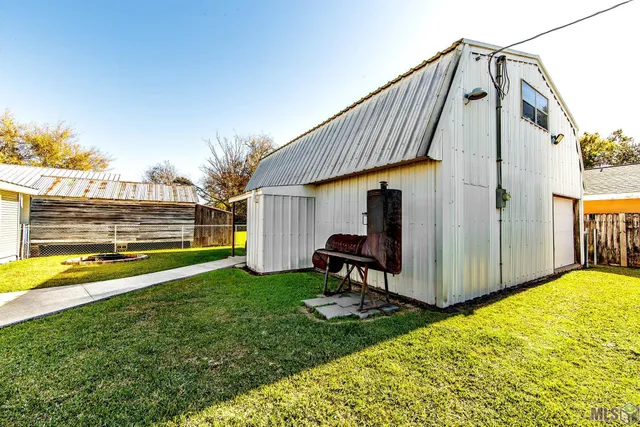 $184,900 | 228 Lafaye Avenue, Thibodaux, LA 70301