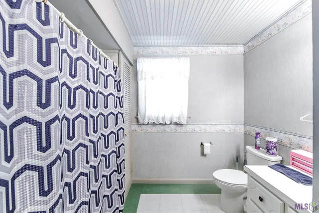 $184,900 | 228 Lafaye Avenue, Thibodaux, LA 70301