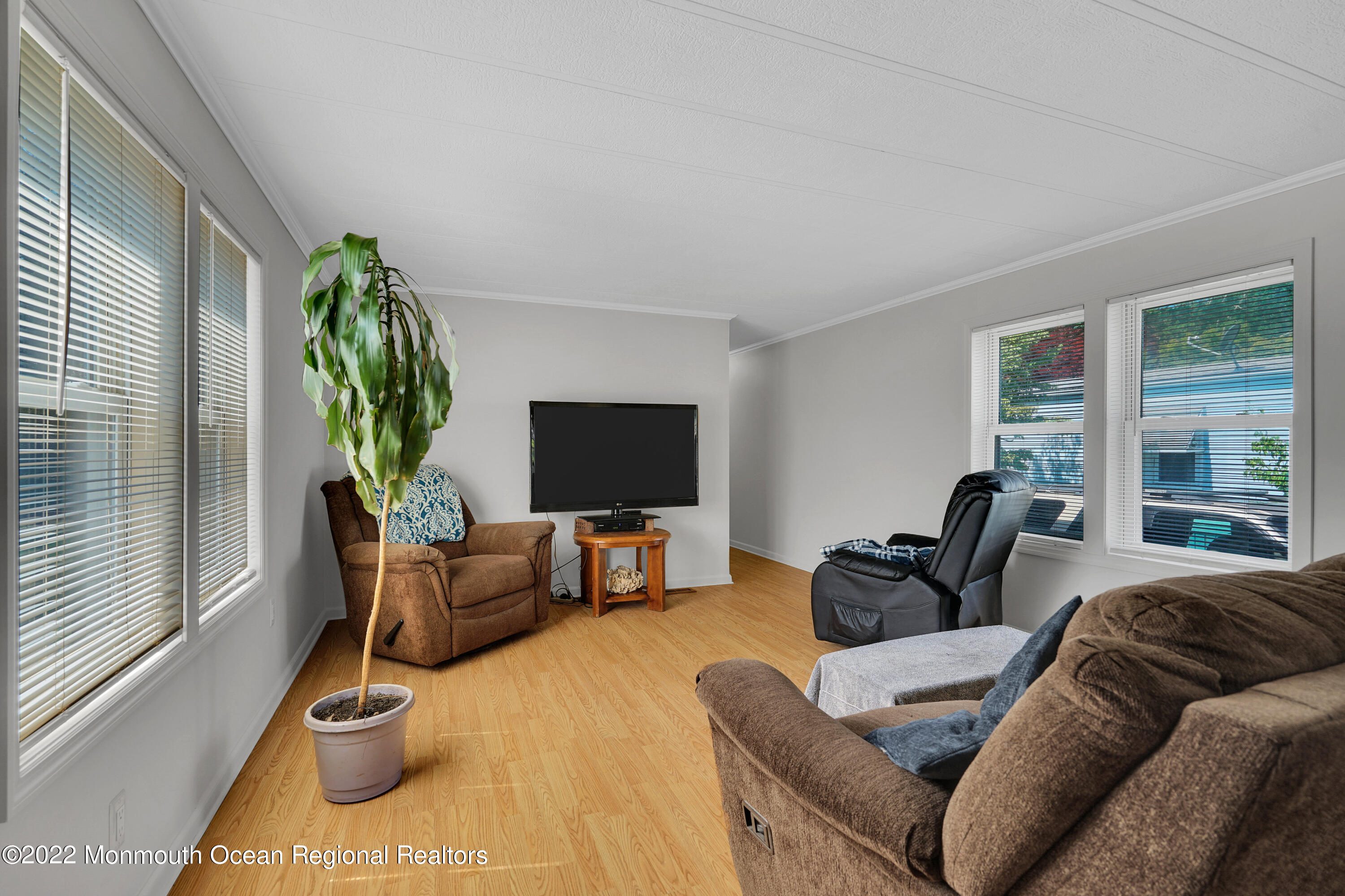 132 Douglas Drive Jackson, NJ 08527 - Photo 13 of 33 020_dsc00061