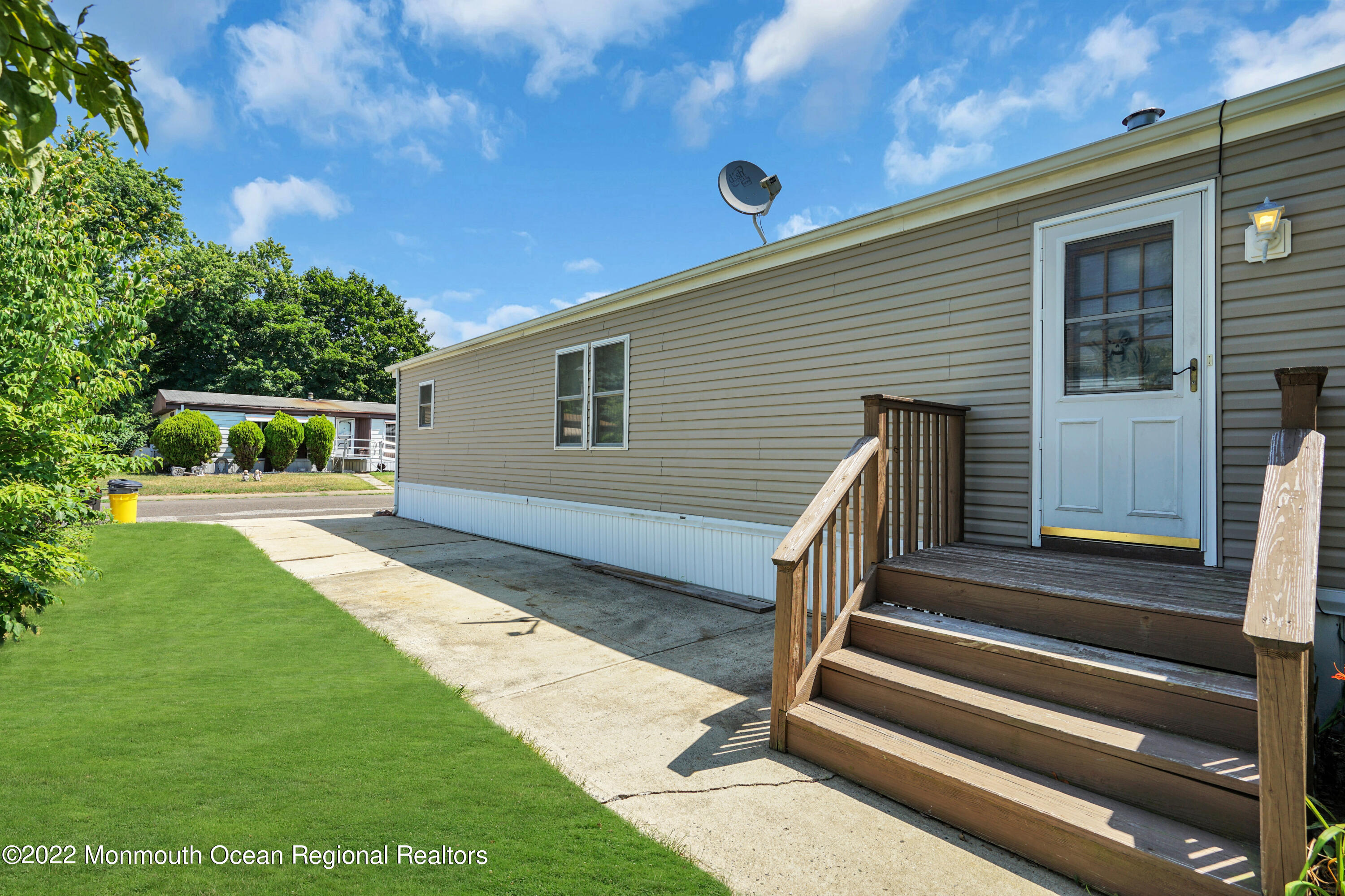 132 Douglas Drive Jackson, NJ 08527 - Photo 5 of 33 010_dsc00188-1