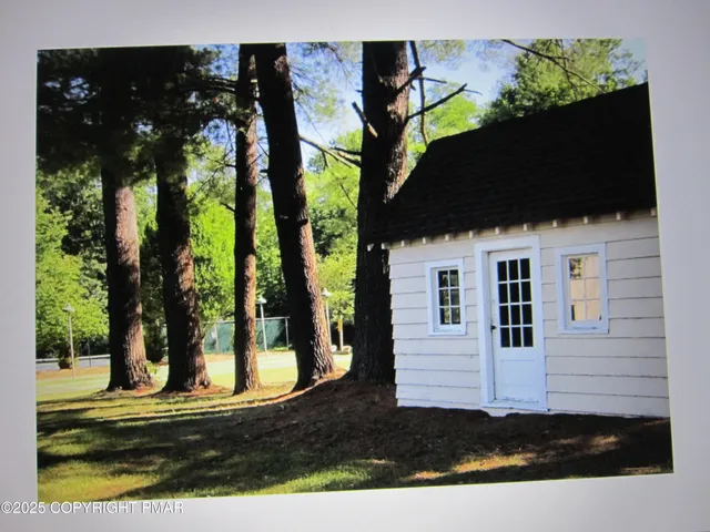 $359,900 | 642 Tulip Tree Lane, Cresco, PA 18326