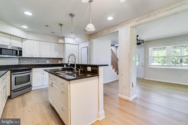 $650,000 | 9201 Owings Manor Court, Owings, MD 20736