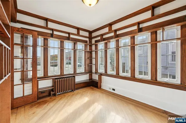 $489,000 | 8 North Elk Avenue, Dover, NJ 07801