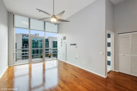 $387,500 | 123 South Green Street, Unit 1207B, Chicago, IL 60607