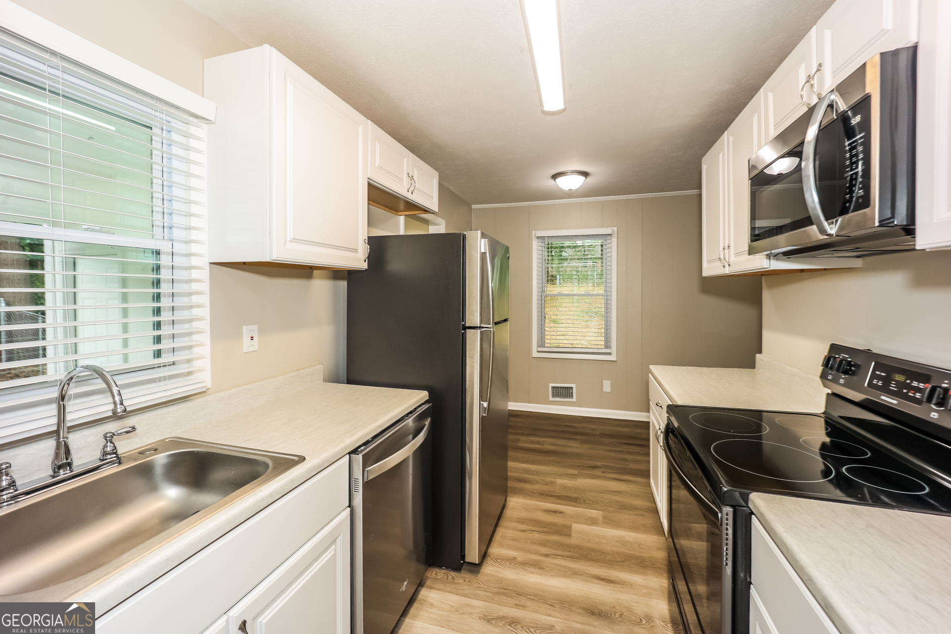 5348 The Savoy Atlanta, GA 30349 - Photo 13 of 16