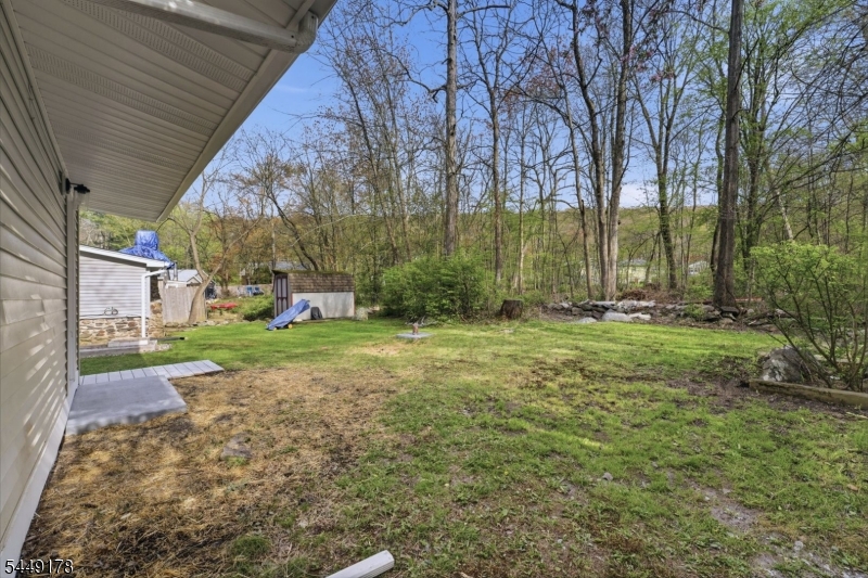 46 Wildwood Road Oak Ridge, NJ 07438 - Photo 18 of 19
