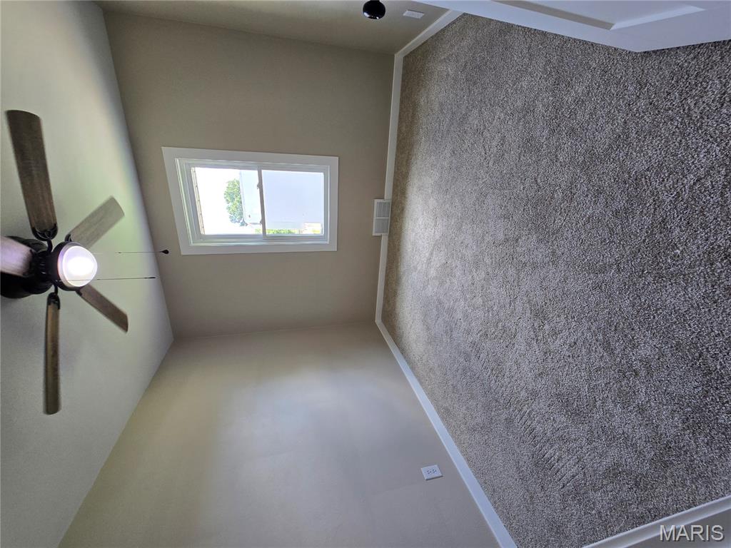 7304 Montclair Avenue Godfrey, IL 62035 - Photo 16 of 21