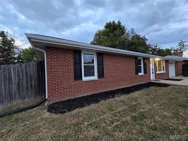 $204,900 | 7304 Montclair Avenue, Godfrey, IL 62035