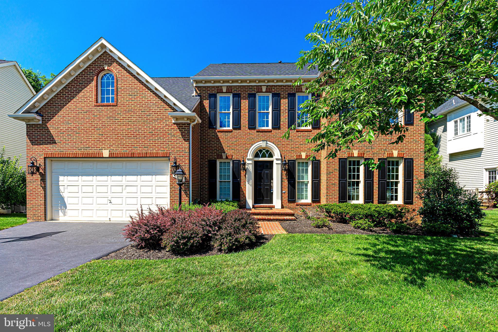 47333 Middle Bluff Place Sterling, VA 20165 - Photo 1 of 43