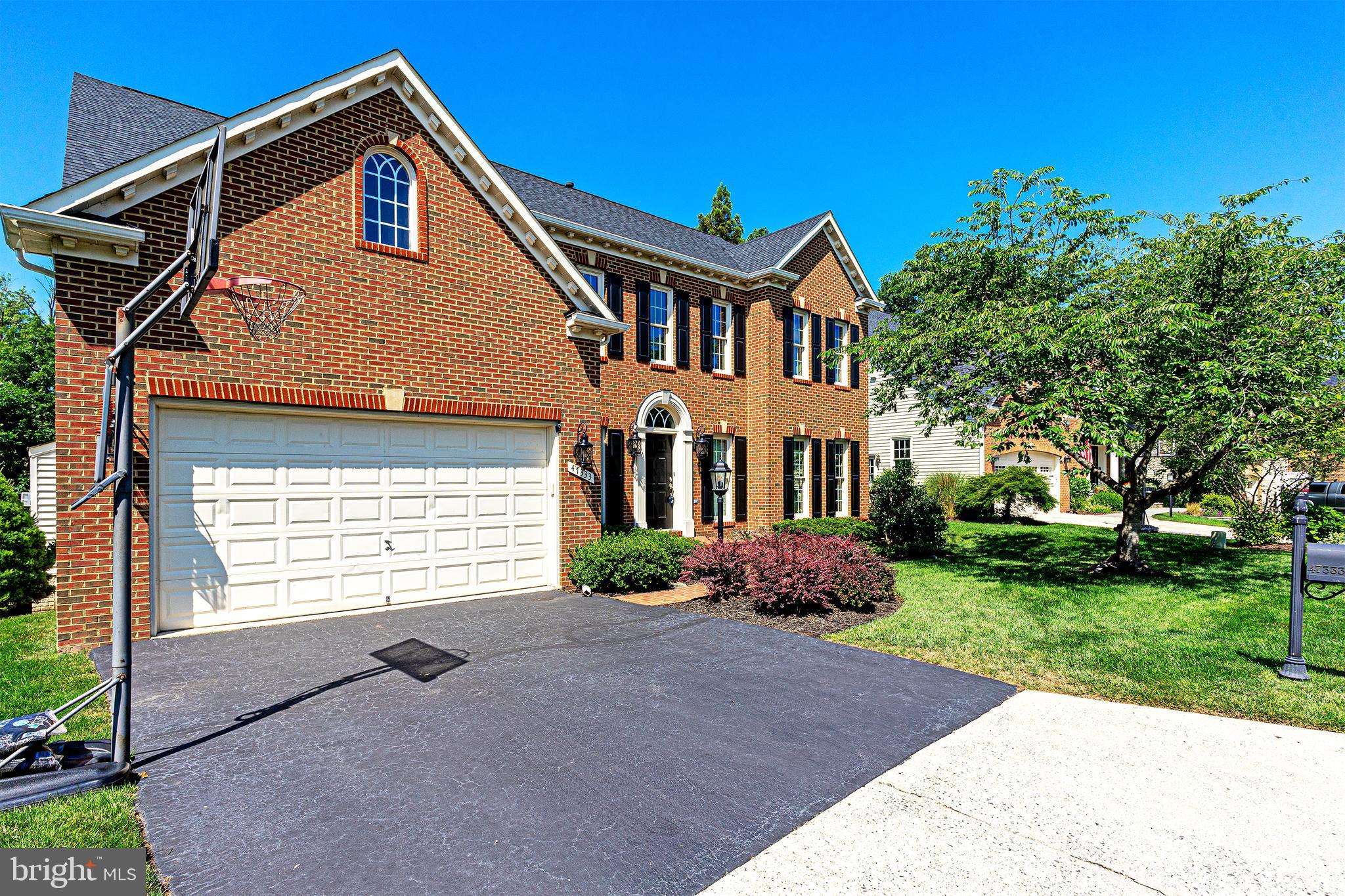47333 Middle Bluff Place Sterling, VA 20165 - Photo 3 of 43