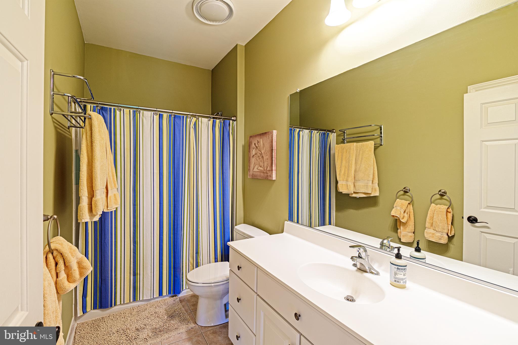 47333 Middle Bluff Place Sterling, VA 20165 - Photo 30 of 43