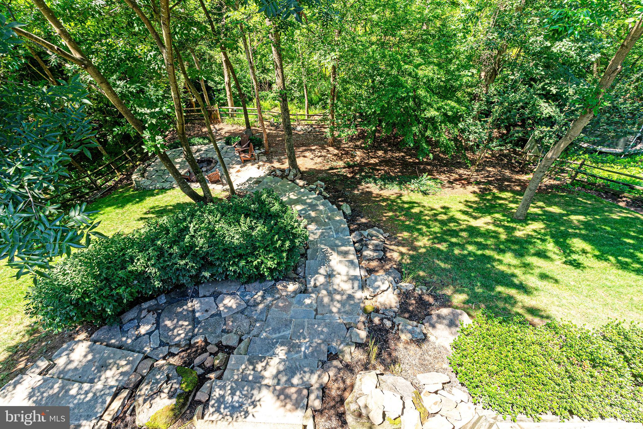 47333 Middle Bluff Place Sterling, VA 20165 - Photo 40 of 43