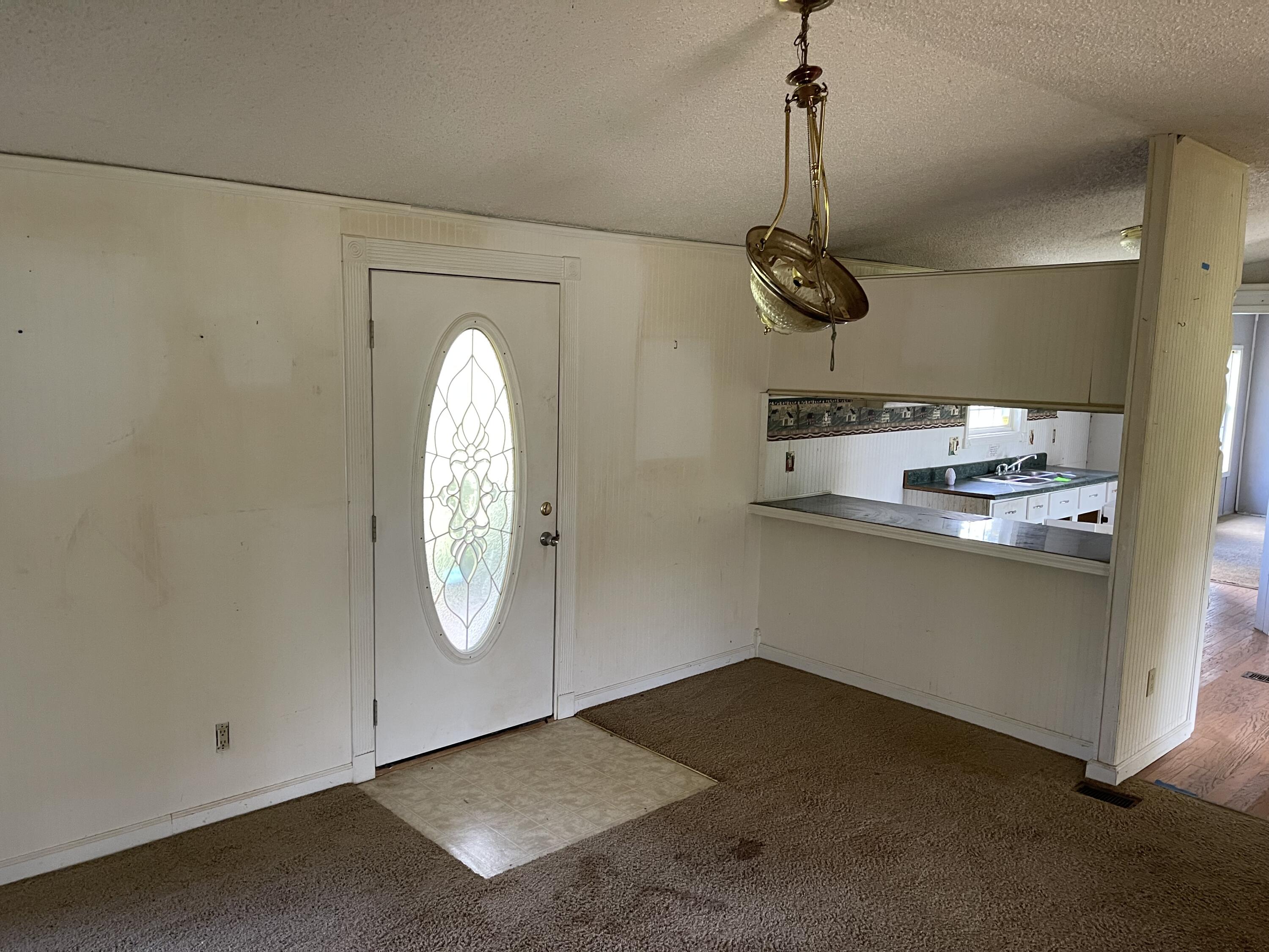 2540 College Hill Road Waco, KY 40385 - Photo 8 of 17 Photo Apr 20, 10 20 41 AM