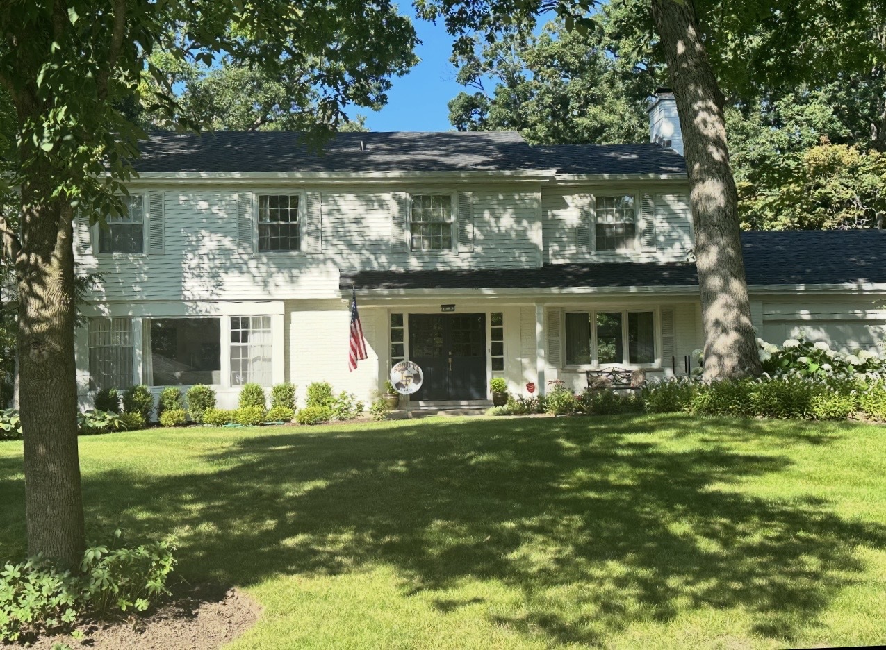 890 Cherokee Road Lake Forest, IL 60045 - Photo 2 of 52