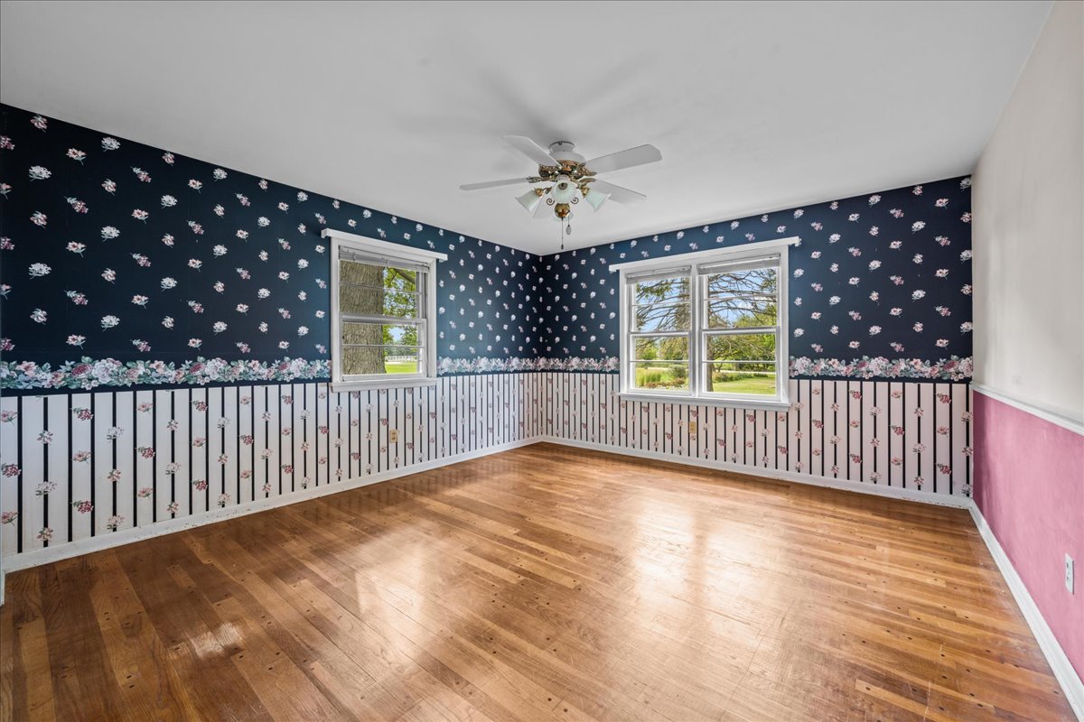 39W258 Seavey Road Batavia, IL 60510 - Photo 9 of 27 a view of a room with wooden floor