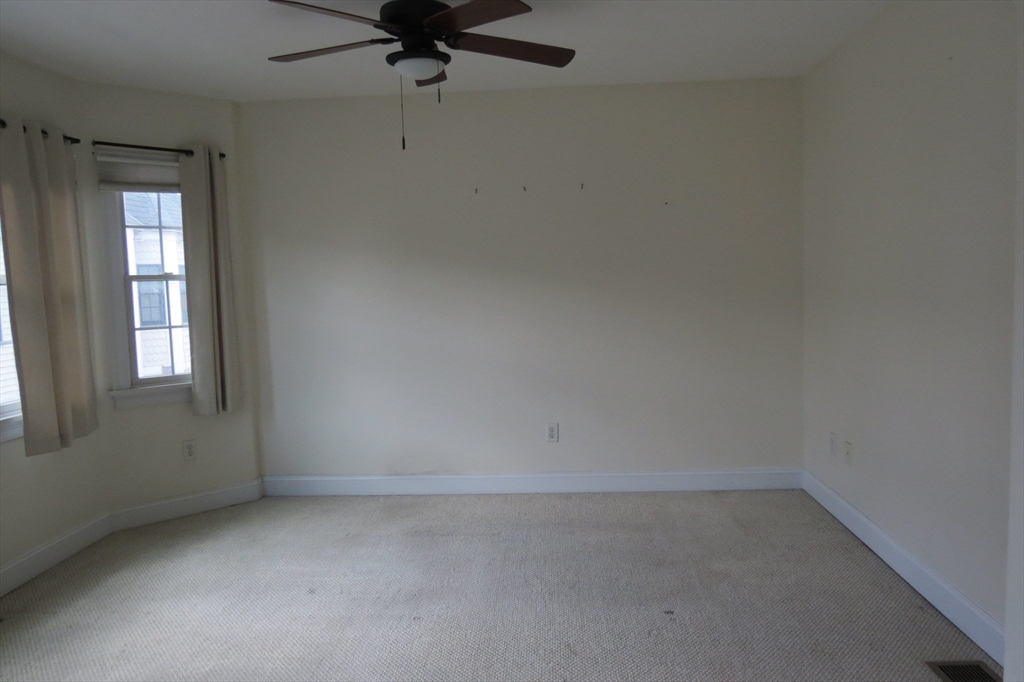 11 Railroad Avenue, Unit B5 Salisbury, MA 01952 - Photo 13 of 24