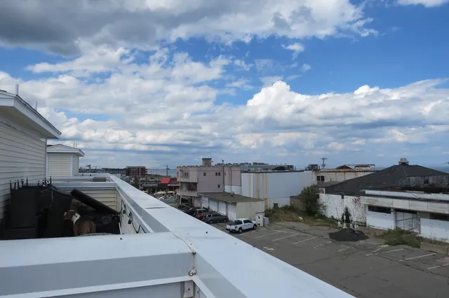 $2,500 | 11 Railroad Avenue, Unit B5, Salisbury, MA 01952