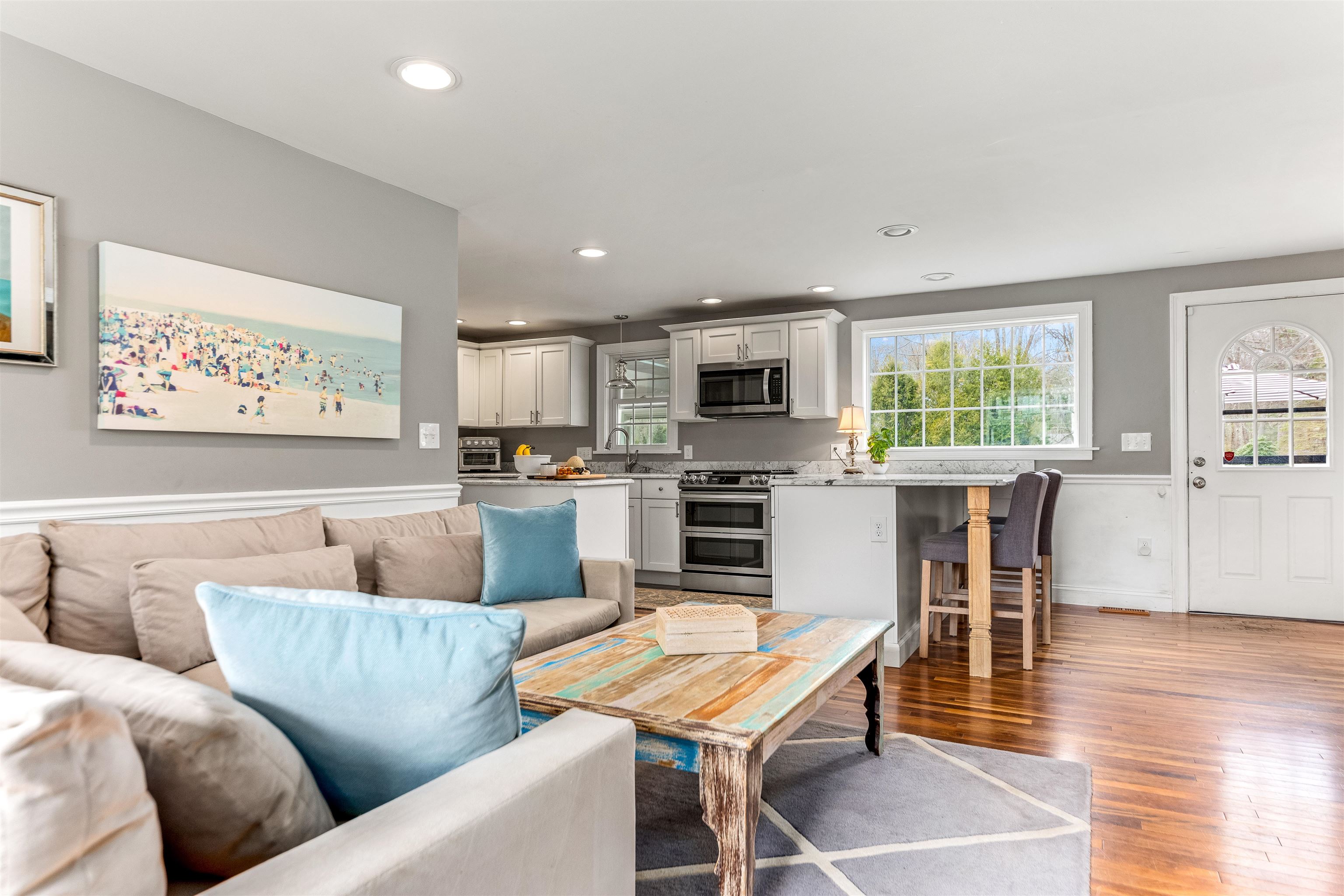 8 Cedarview Lane Hampton, NH 03842 - Photo 4 of 38