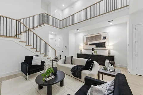 $599,900 | 815 Bayonne Street, Dallas, TX 75212