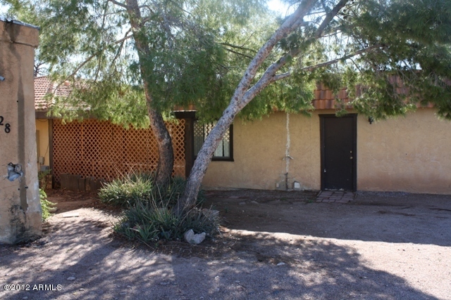 824 East Junction Street Apache Junction, AZ 85119 - Photo 15 of 18 Junction 016