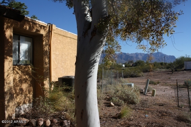 824 East Junction Street Apache Junction, AZ 85119 - Photo 17 of 18 Junction 018