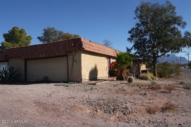 824 East Junction Street Apache Junction, AZ 85119 - Photo 2 of 18 Junction 001