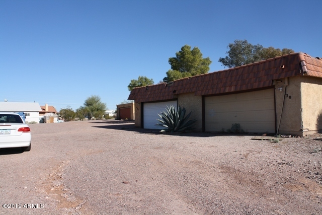 824 East Junction Street Apache Junction, AZ 85119 - Photo 3 of 18 Junction 002