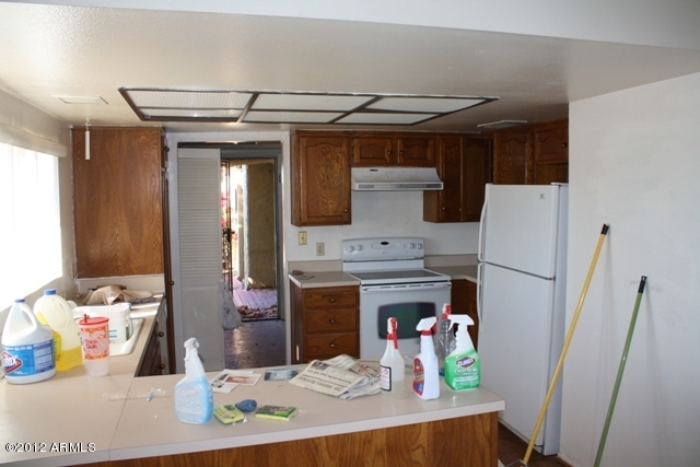 824 East Junction Street Apache Junction, AZ 85119 - Photo 4 of 18 Junction 003