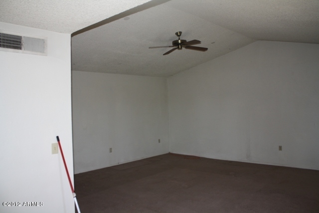 824 East Junction Street Apache Junction, AZ 85119 - Photo 5 of 18 Junction 004