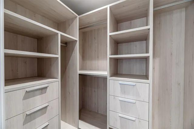 $408,400 | 1701 Hermann Drive, Unit 24A, Houston, TX 77004