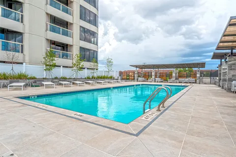 $408,400 | 1701 Hermann Drive, Unit 24A, Houston, TX 77004