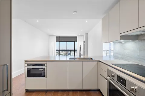 $408,400 | 1701 Hermann Drive, Unit 24A, Houston, TX 77004