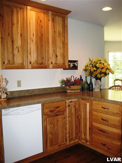 230 Lizard Creek Road Andreas, PA 18211 - Photo 11 of 15 Gallery Image 11