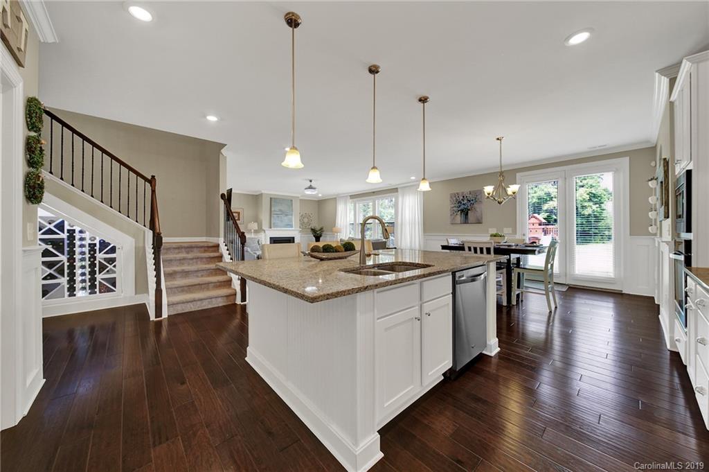 1422 Cilantro Court Tega Cay, SC 29708 - Photo 8 of 45