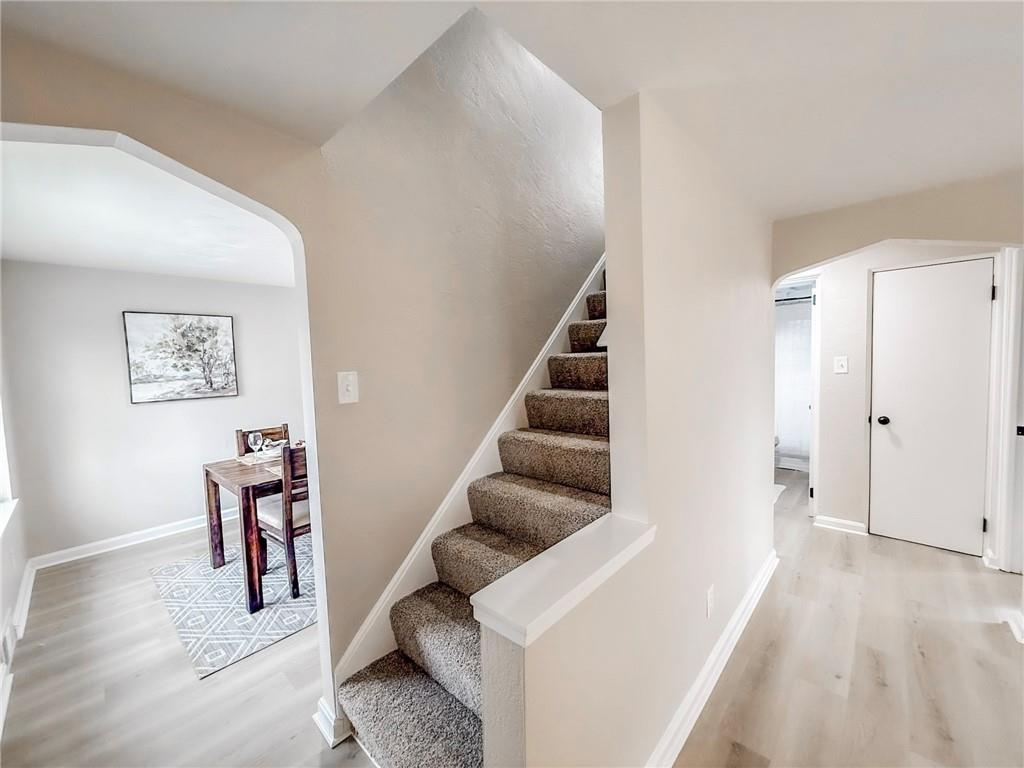 1529 Bower Hill Road Pittsburgh, PA 15243 - Photo 10 of 28 a hallway with furniture and entryway
