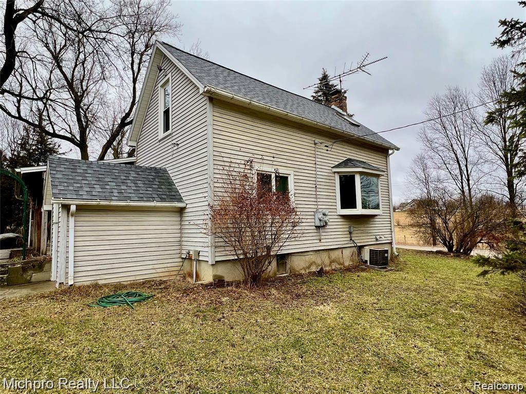 2537 Slattery Road Attica, MI 48412 - Photo 4 of 36 2537_Slattery - 30.jpeg