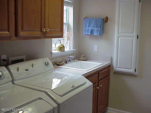 1124 River Birch Road Jacksonville, FL 32259 - Photo 11 of 13 Laundry Room