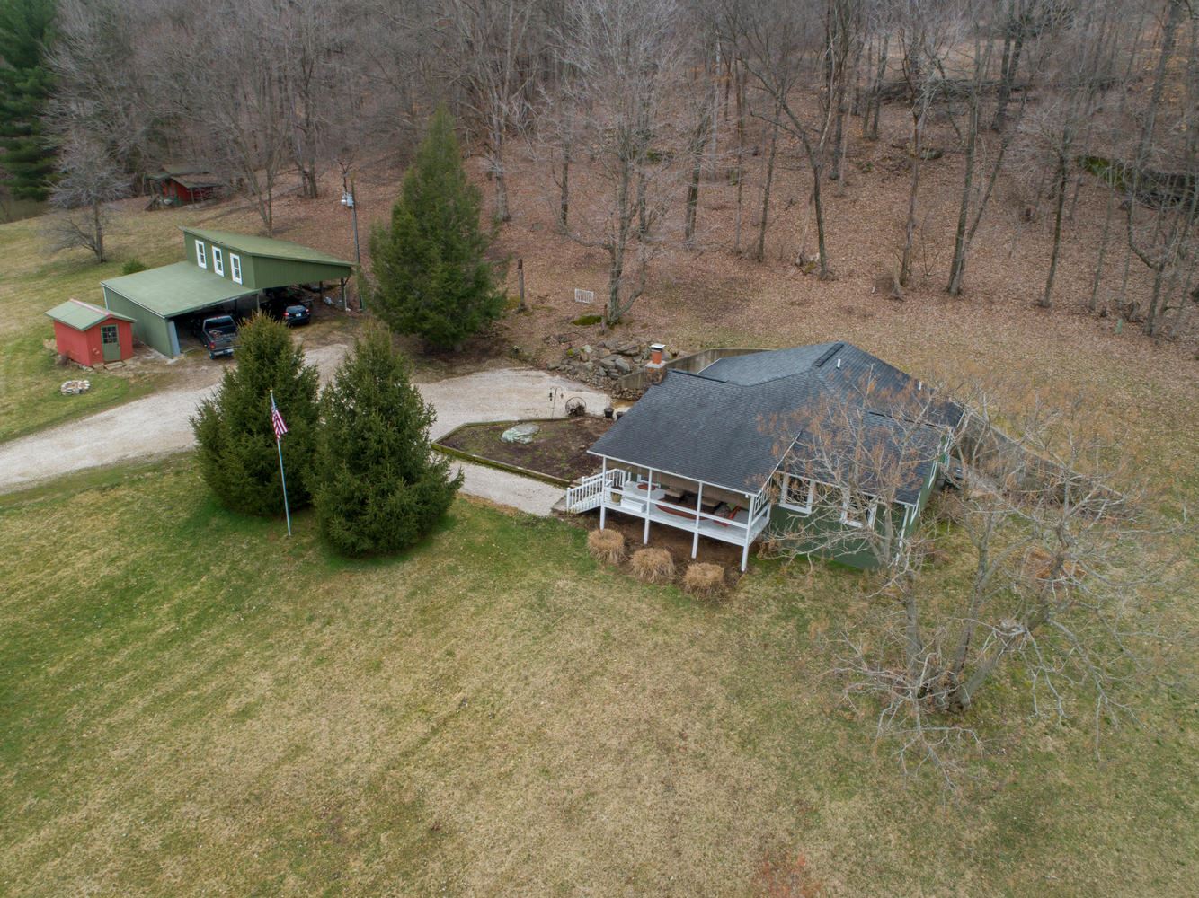 5282 Black Ankle Road Bloomfield, IN 47424 - Photo 12 of 36 Gallery Image 12