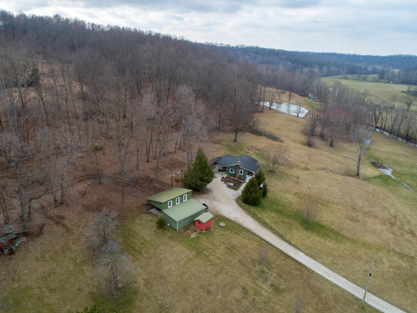5282 Black Ankle Road Bloomfield, IN 47424 - Photo 15 of 36 Gallery Image 15