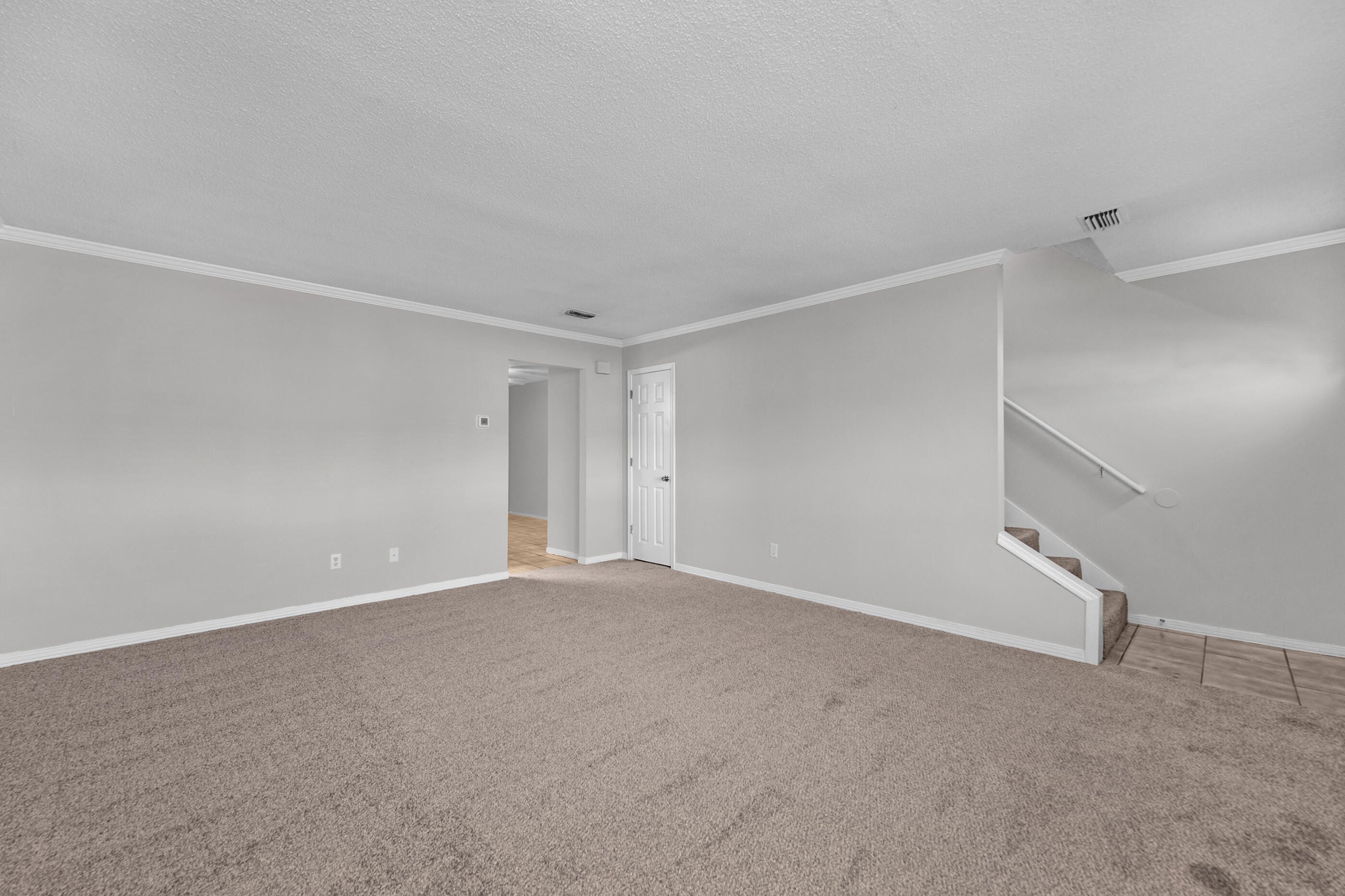 106 4th Avenue Shalimar, FL 32579 - Photo 11 of 29 a view of an empty room
