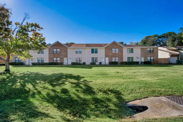 $299,000 | 106 4th Avenue, Shalimar, FL 32579