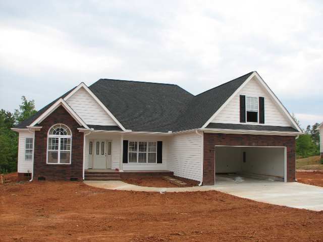 512 South Fredrick Way Boiling Springs, SC 29316 - Photo 1 of 2 Gallery Image 1