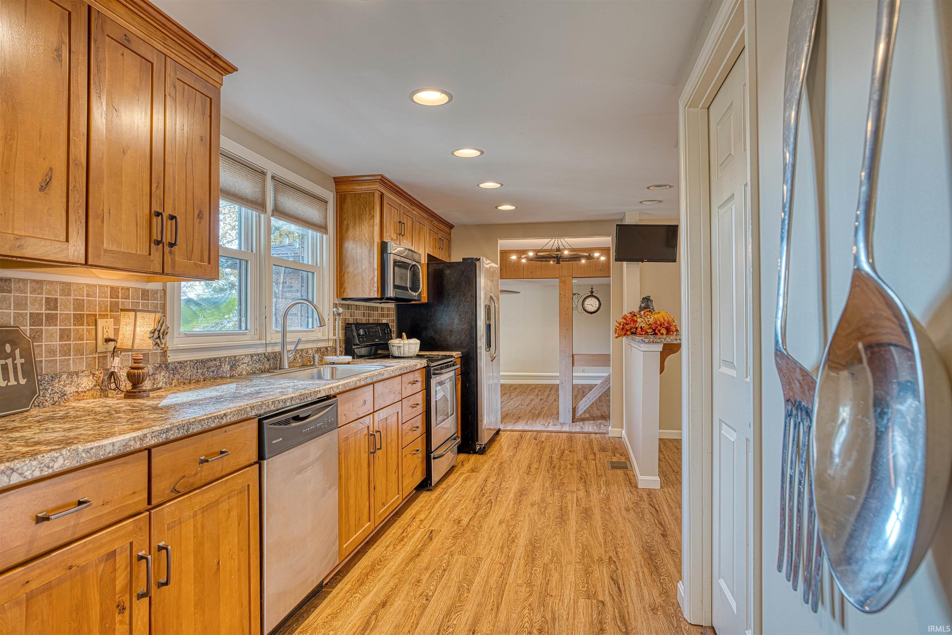 4555 West Martin Road Newburgh, IN 47630 - Photo 11 of 29 Gallery Image 11