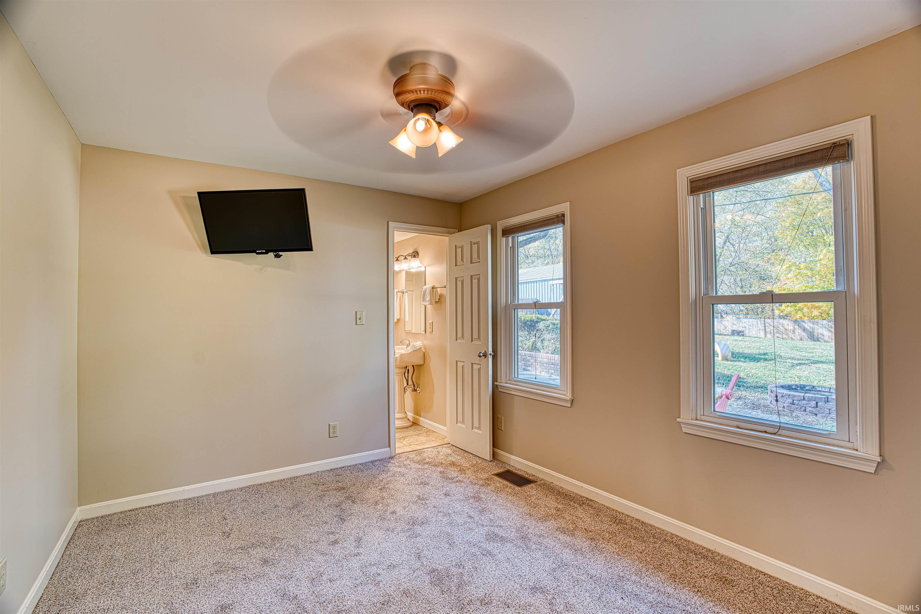 4555 West Martin Road Newburgh, IN 47630 - Photo 23 of 29 Gallery Image 23