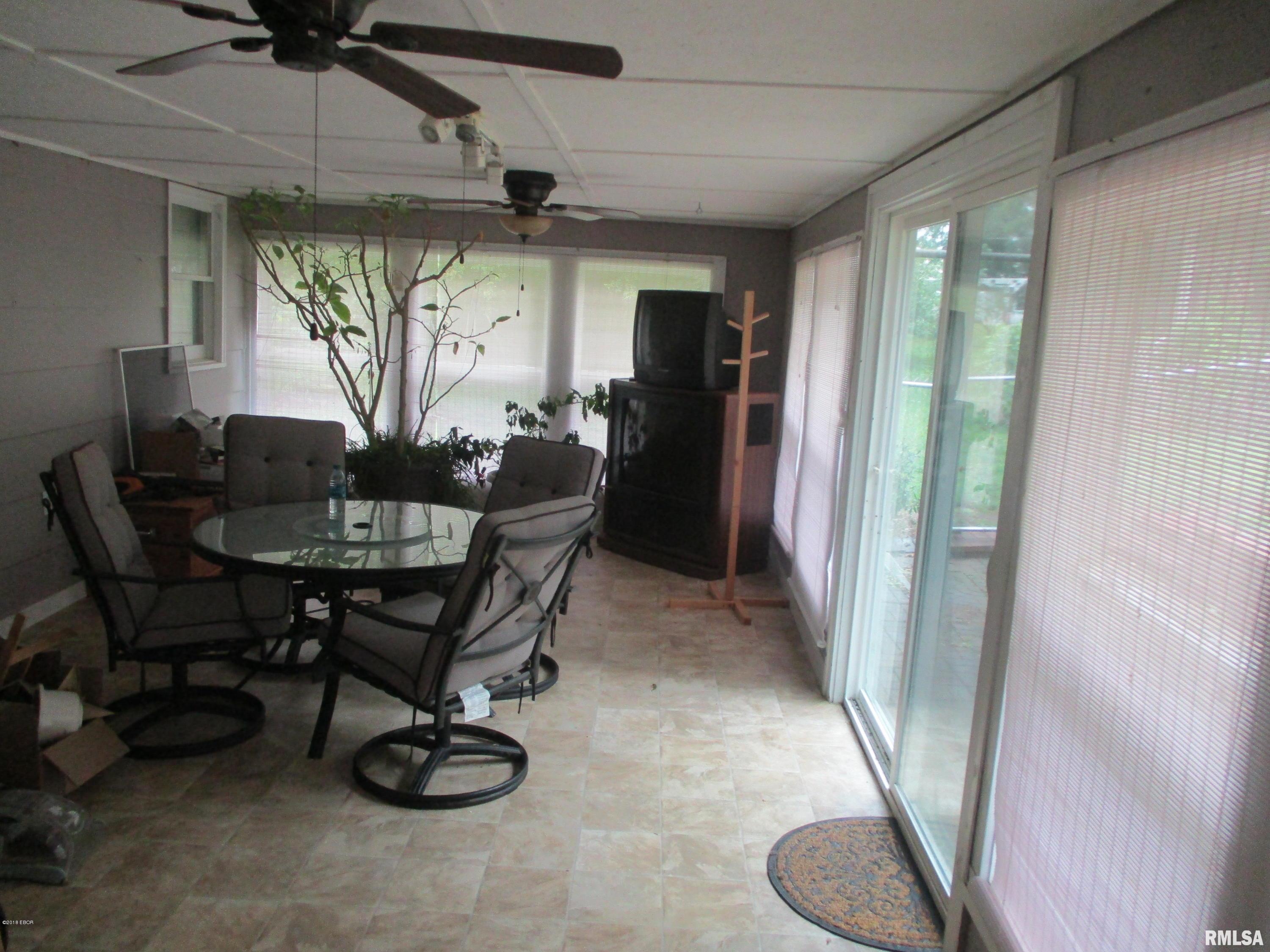 12524 South Park Road Benton, IL 62812 - Photo 31 of 42 Gallery Image 31