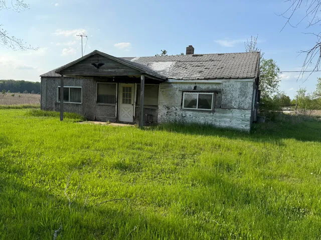 $70,000 | 3994 Indian Lake Road, Evart, MI 49631