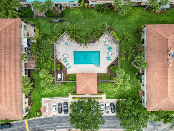 $3,600 | 6086 Seminole Gardens Circle, Palm Beach Gardens, FL 33418